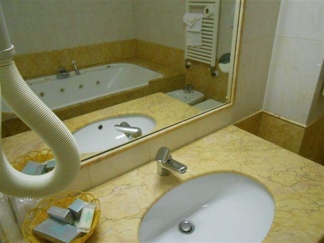 Hotel Valdaso Pedaso Szoba fotó